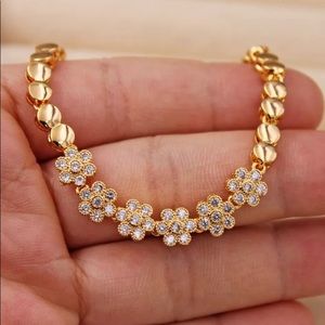 18K Gold Plated Flower Bracelet